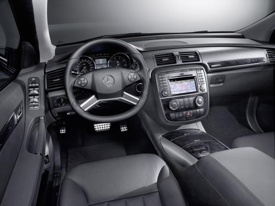  Mercedes-Benz R350 Grand Edition 2009 года  (фото 3 из 7)